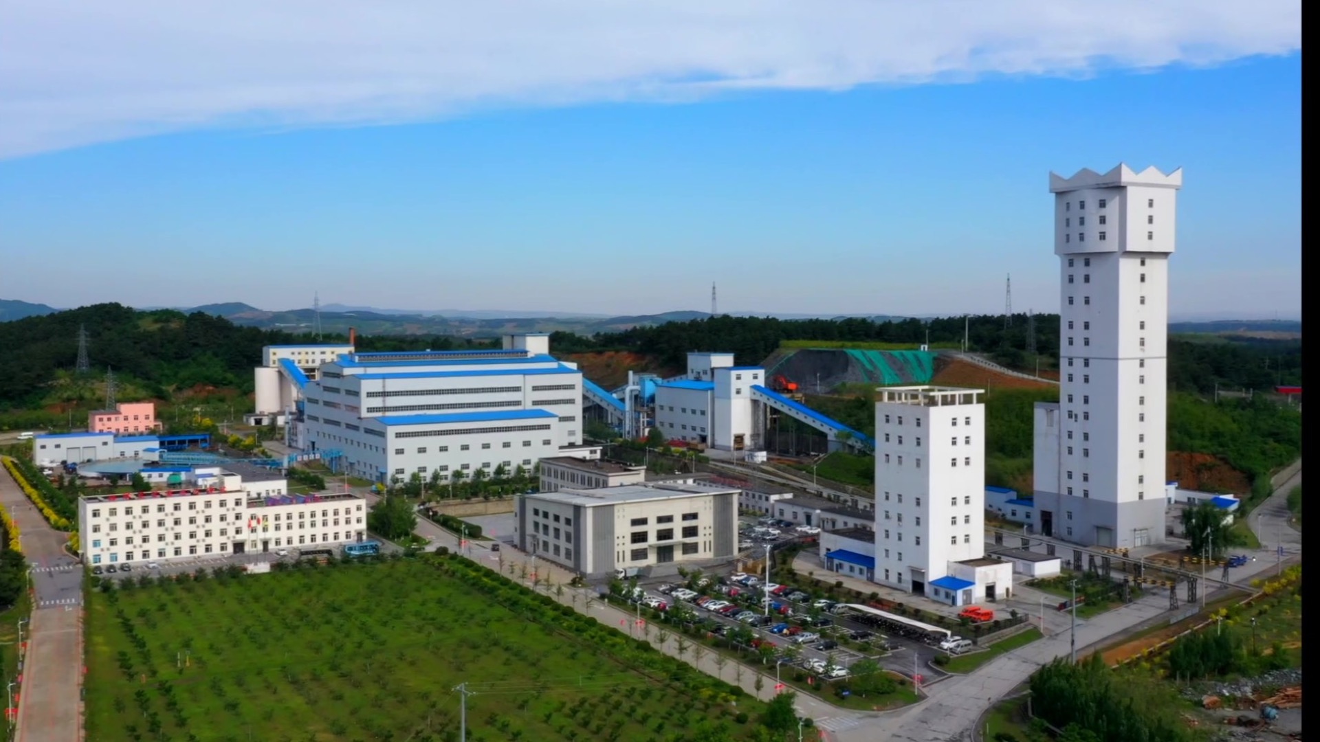 罕王抚顺铁矿生产设施全景